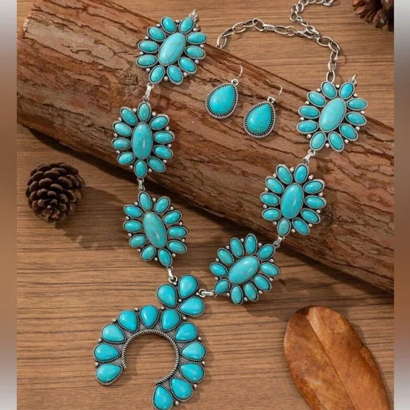 New Faux Turquoise Floral Squash Blossom Western Boho Necklace and Earring Set - Picture 7 of 10